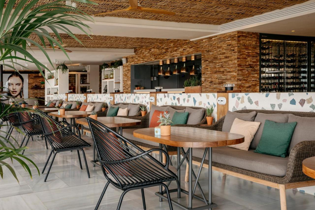 Me Ibiza - The Leading Hotels Of The World Санта-Еулалія-дель-Ріо Екстер'єр фото