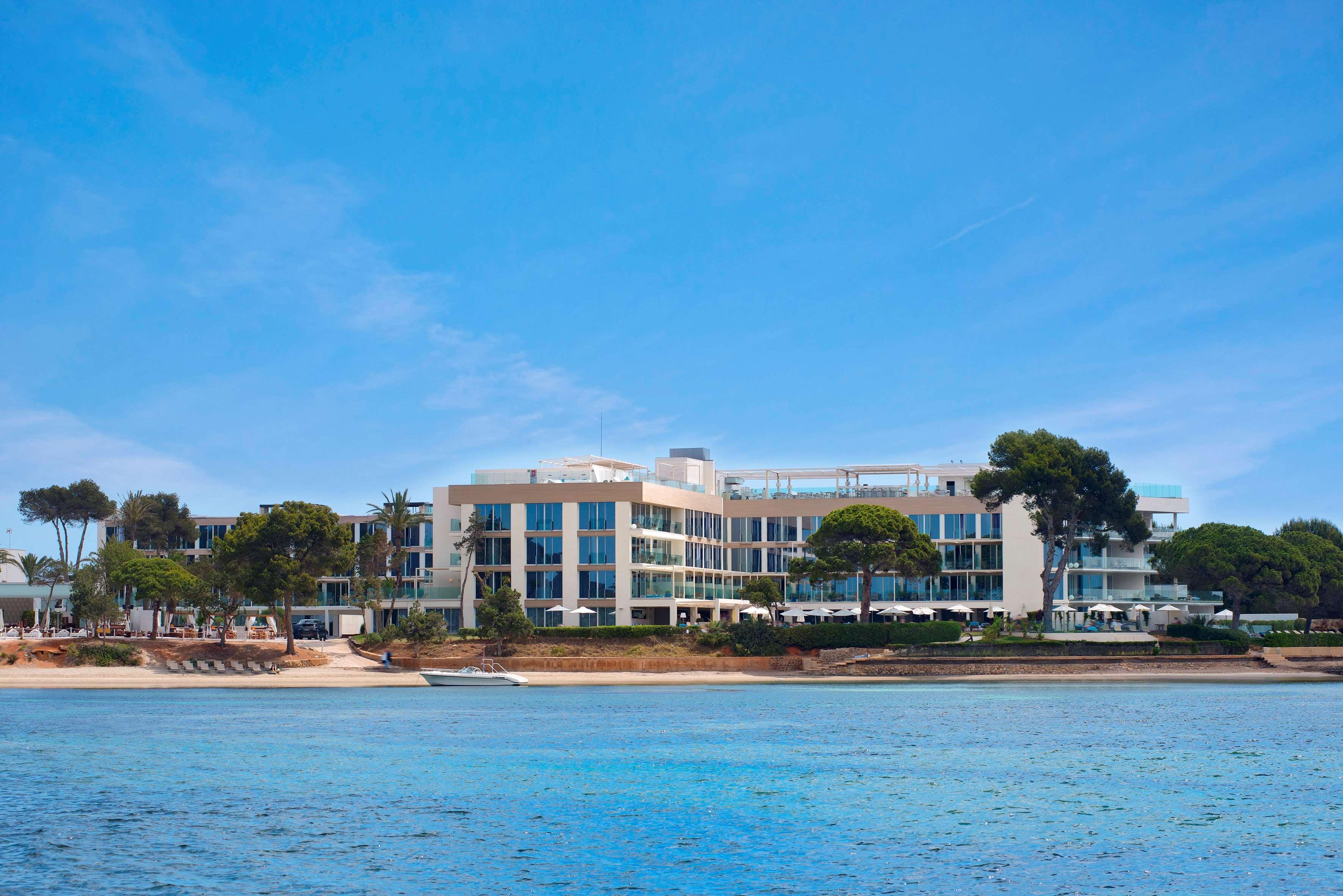 Me Ibiza - The Leading Hotels Of The World Санта-Еулалія-дель-Ріо Екстер'єр фото