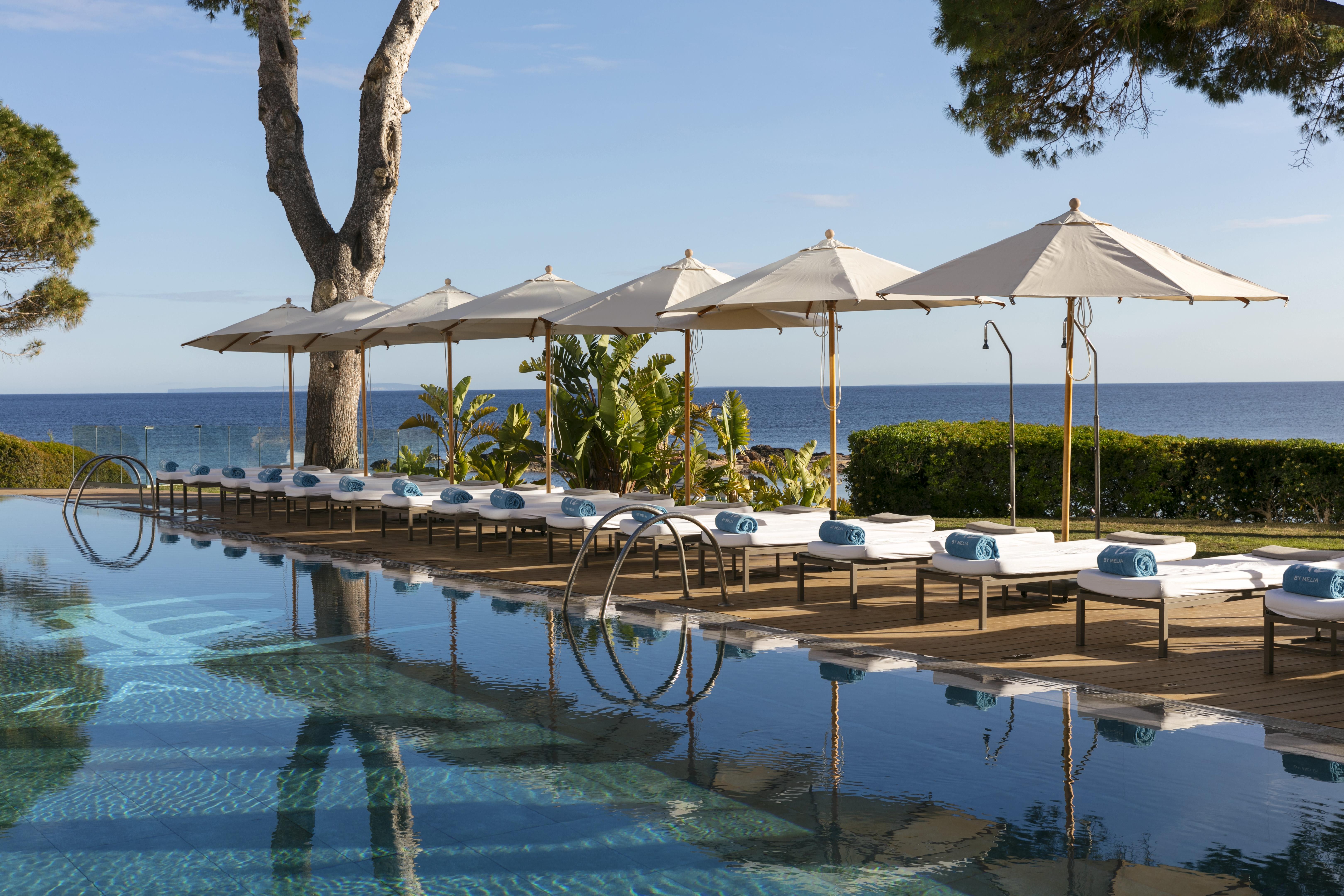 Me Ibiza - The Leading Hotels Of The World Санта-Еулалія-дель-Ріо Екстер'єр фото