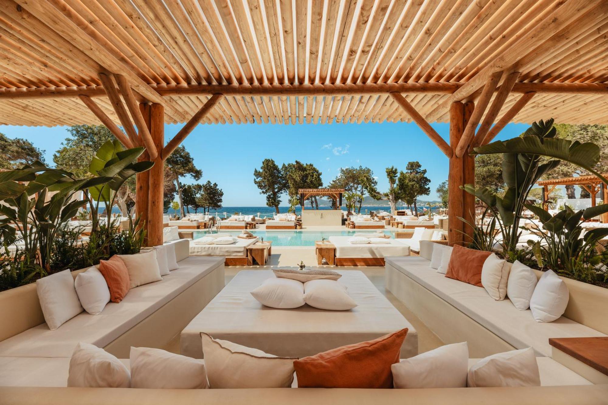 Me Ibiza - The Leading Hotels Of The World Санта-Еулалія-дель-Ріо Екстер'єр фото