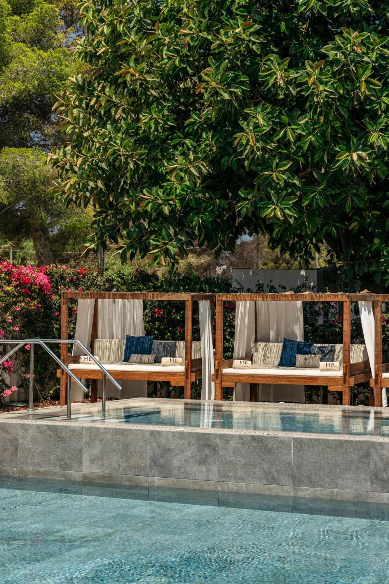 Me Ibiza - The Leading Hotels Of The World Санта-Еулалія-дель-Ріо Екстер'єр фото